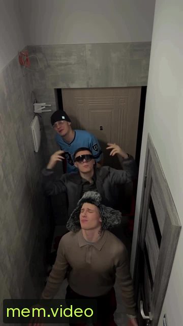 Кадр на 0:10