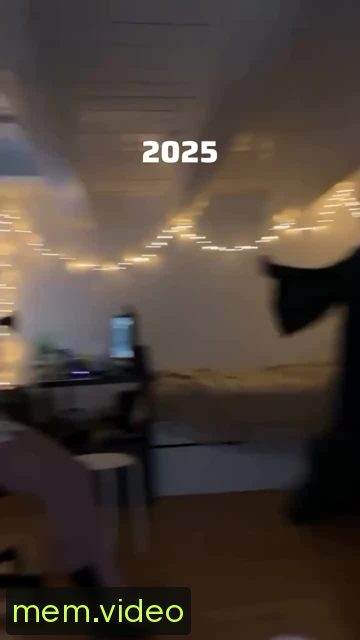 Кадр на 0:01