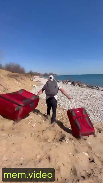 Кадр на 0:20