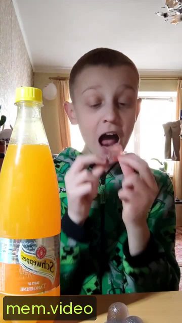 Кадр на 0:05