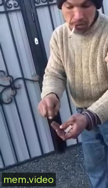 Кадр на 0:34