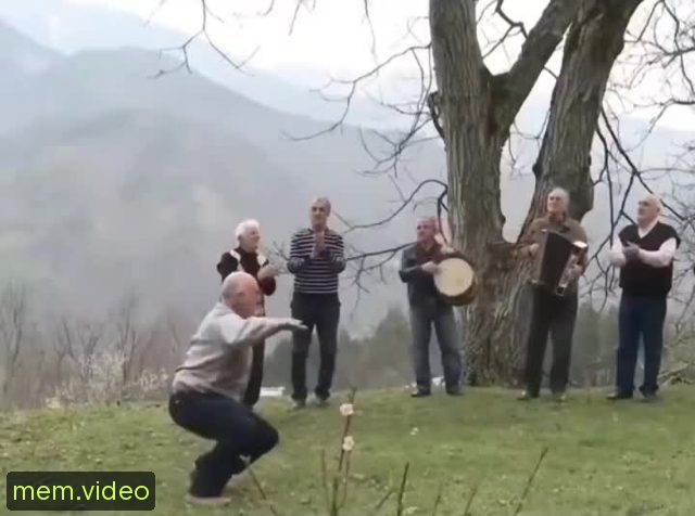 Кадр на 0:21