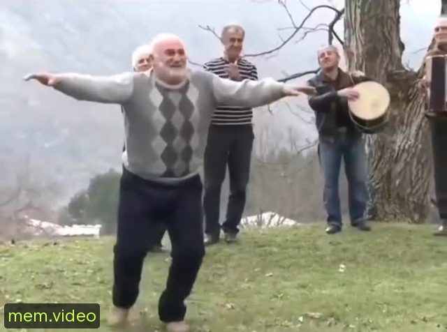 Кадр на 0:27