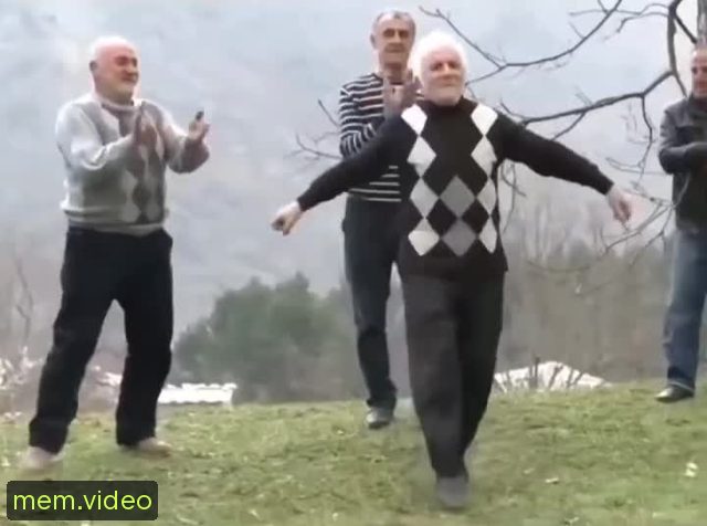 Кадр на 0:38