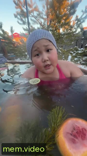 Кадр на 0:06
