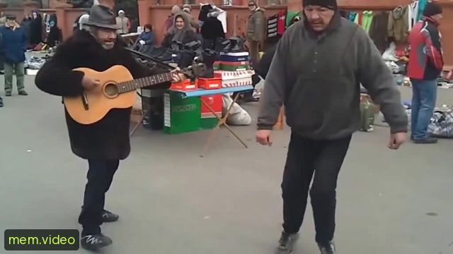 Кадр на 0:17
