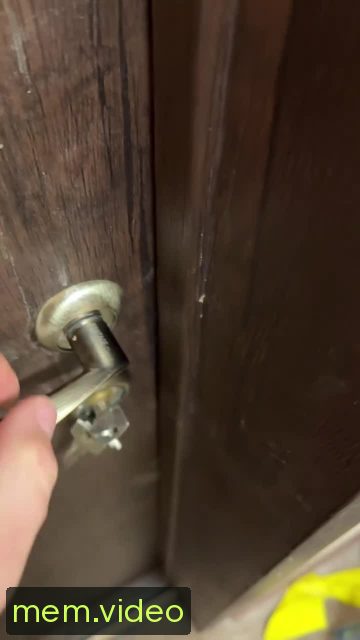 Кадр на 0:01