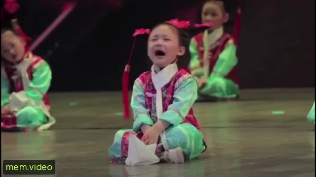 Кадр на 0:02
