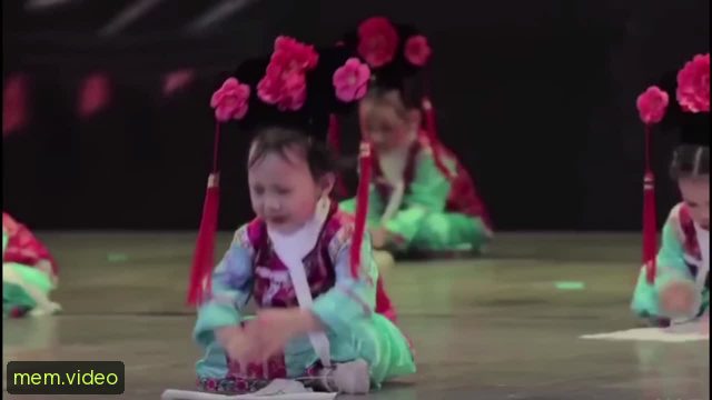 Кадр на 0:12