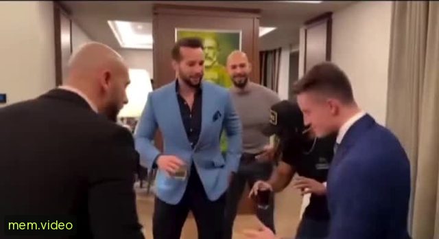 Кадр на 0:02
