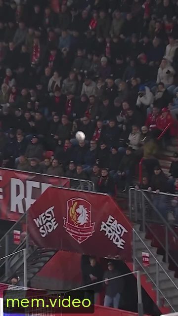 Кадр на 0:02