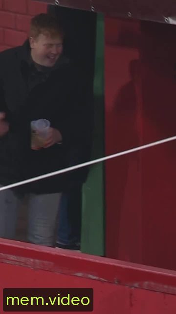 Кадр на 0:09