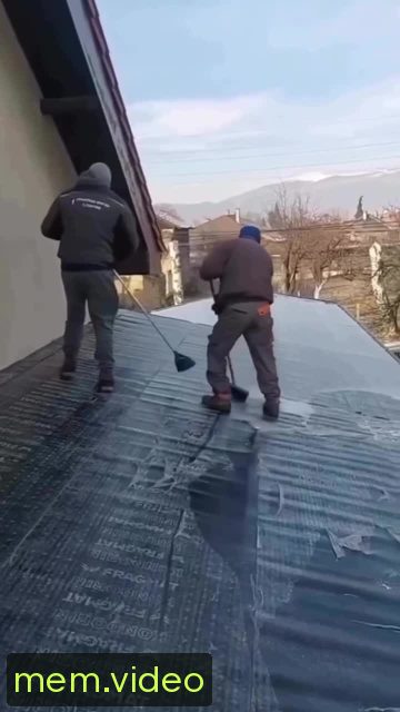 Кадр на 0:01