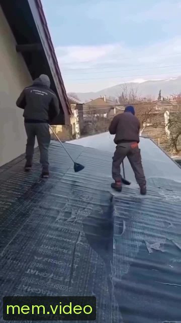 Кадр на 0:01