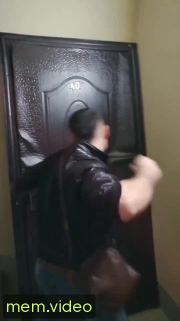 Кадр на 0:02