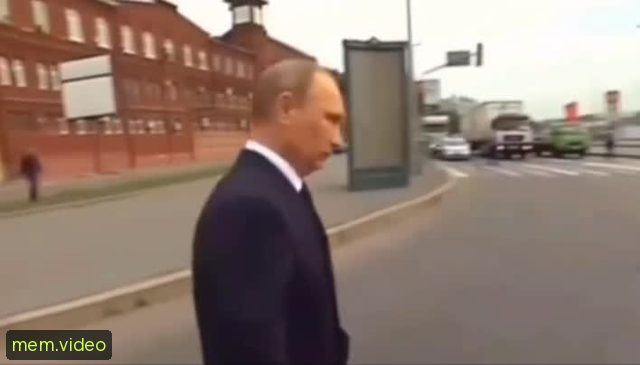 Кадр на 0:02