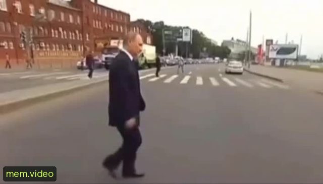 Кадр на 0:05