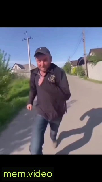 Кадр на 0:02