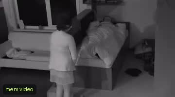 Кадр на 0:01