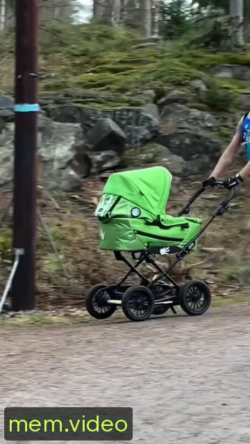 Кадр на 0:02
