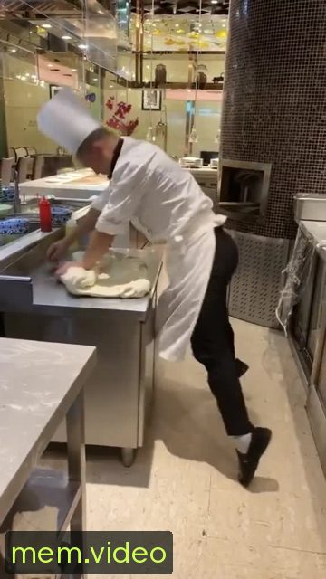 Кадр на 0:02