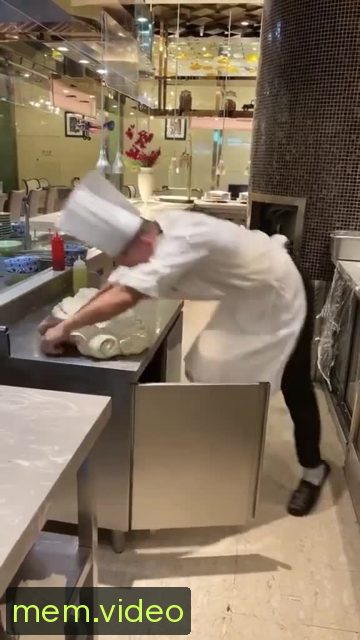 Кадр на 0:06