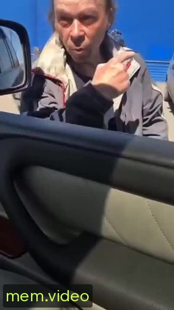 Кадр на 0:01