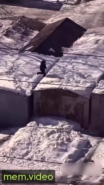 Кадр на 0:08