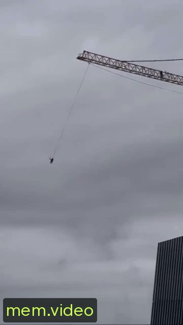 Кадр на 0:03
