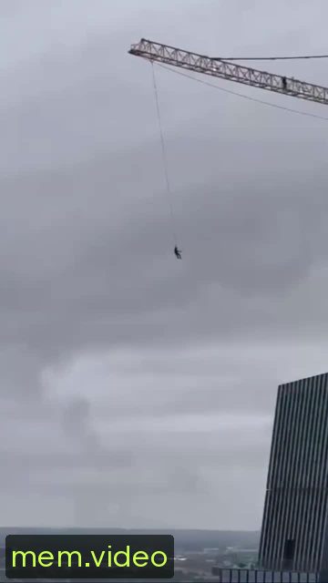Кадр на 0:18