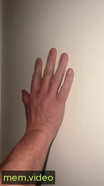 Кадр на 0:02