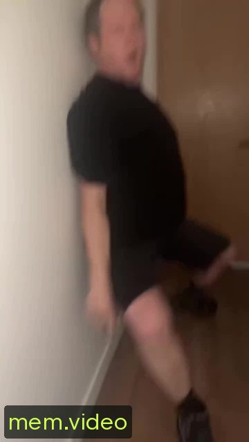 Кадр на 0:09