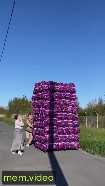 Кадр на 0:15