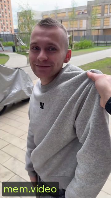 Кадр на 0:09