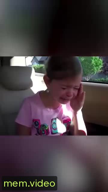 Кадр на 0:03