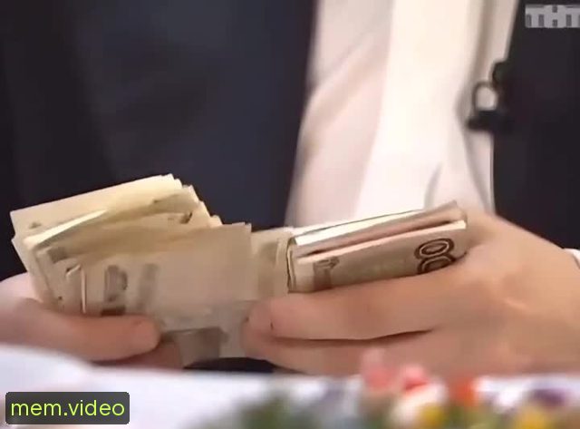Кадр на 0:04