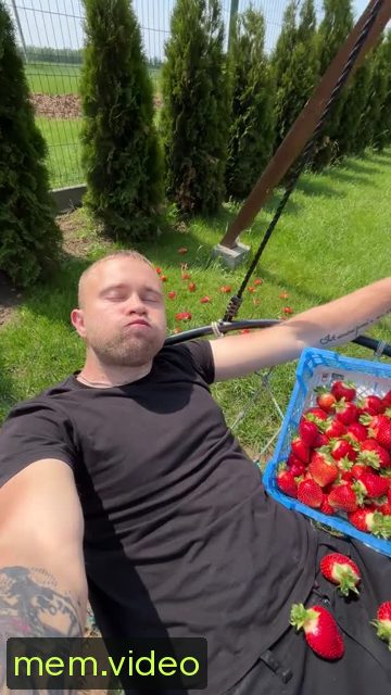 Кадр на 0:15