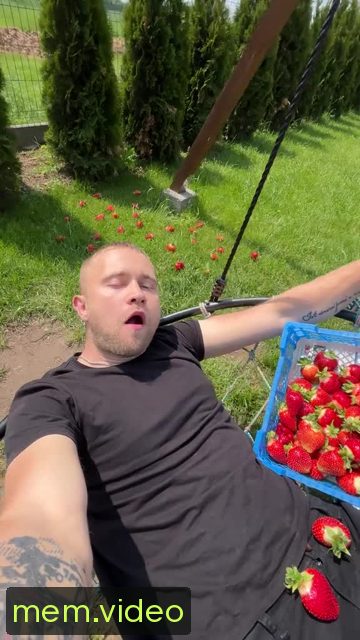 Кадр на 0:18
