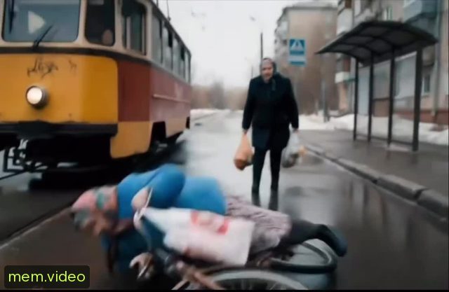 Кадр на 0:02