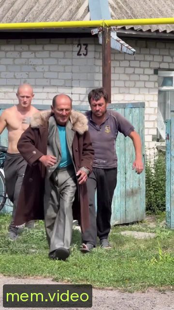 Кадр на 0:04