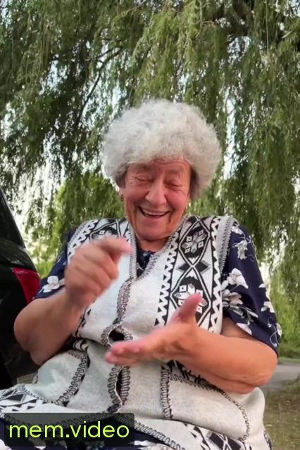 Кадр на 0:02