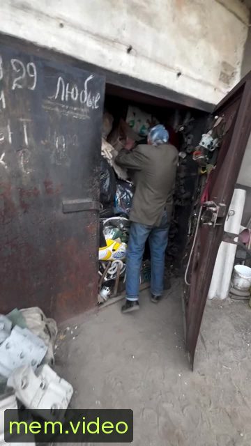 Кадр на 0:06