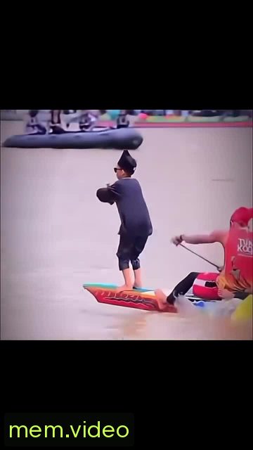 Кадр на 0:09