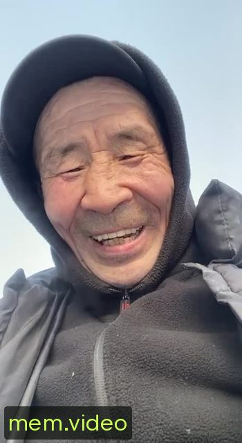 Кадр на 0:03