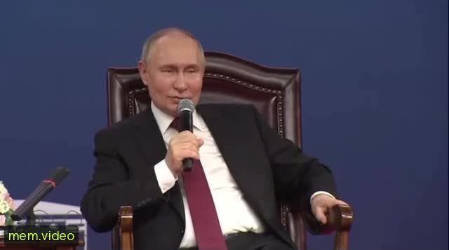 Кадр на 0:02