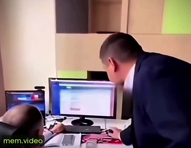 Кадр на 0:02
