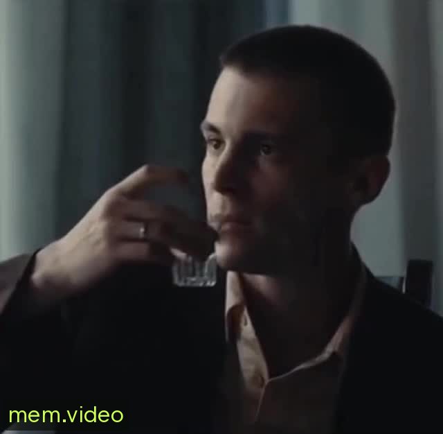Кадр на 0:03