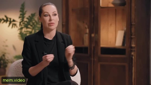 Кадр на 0:01