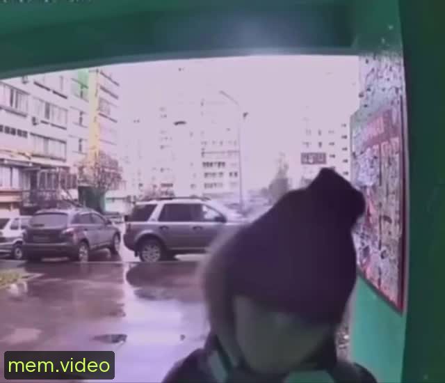 Кадр на 0:06