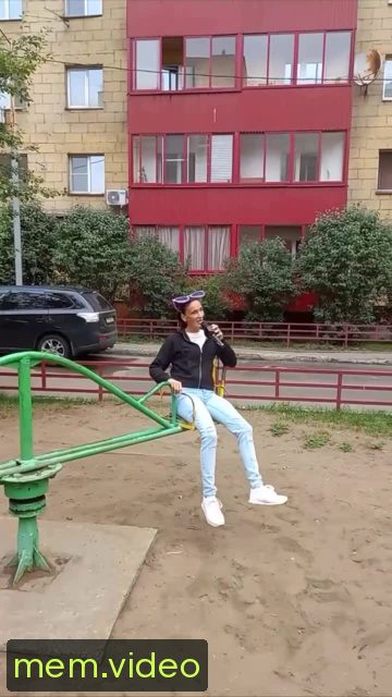 Кадр на 0:10